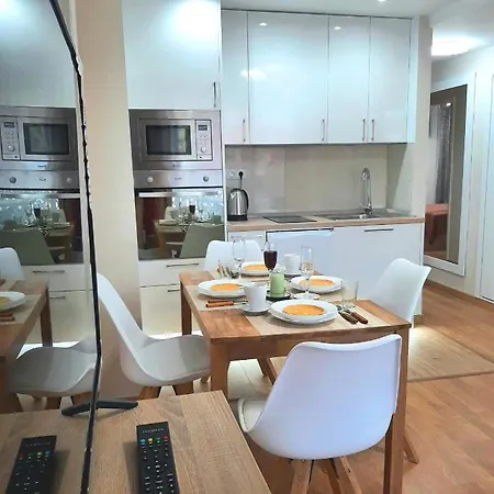 Americas, Ph317 With Pool Next To The Ocean *