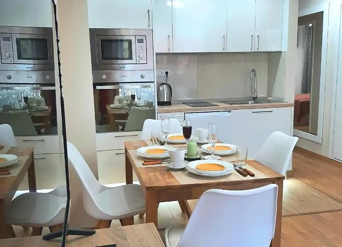 Americas, Ph317 With Pool Next To The Ocean *